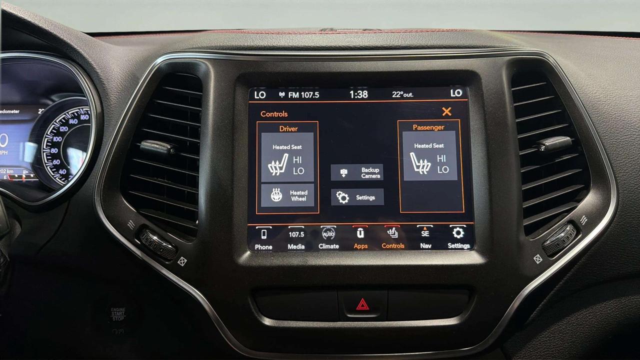 2019 Jeep Cherokee Trailhawk Photo
