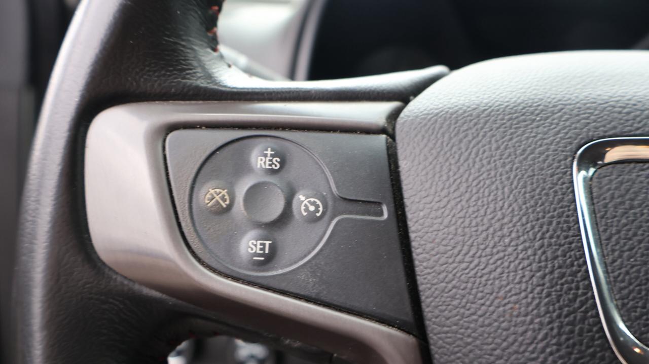 2017 GMC Canyon 4WD SLE | | Nav System | Photo
