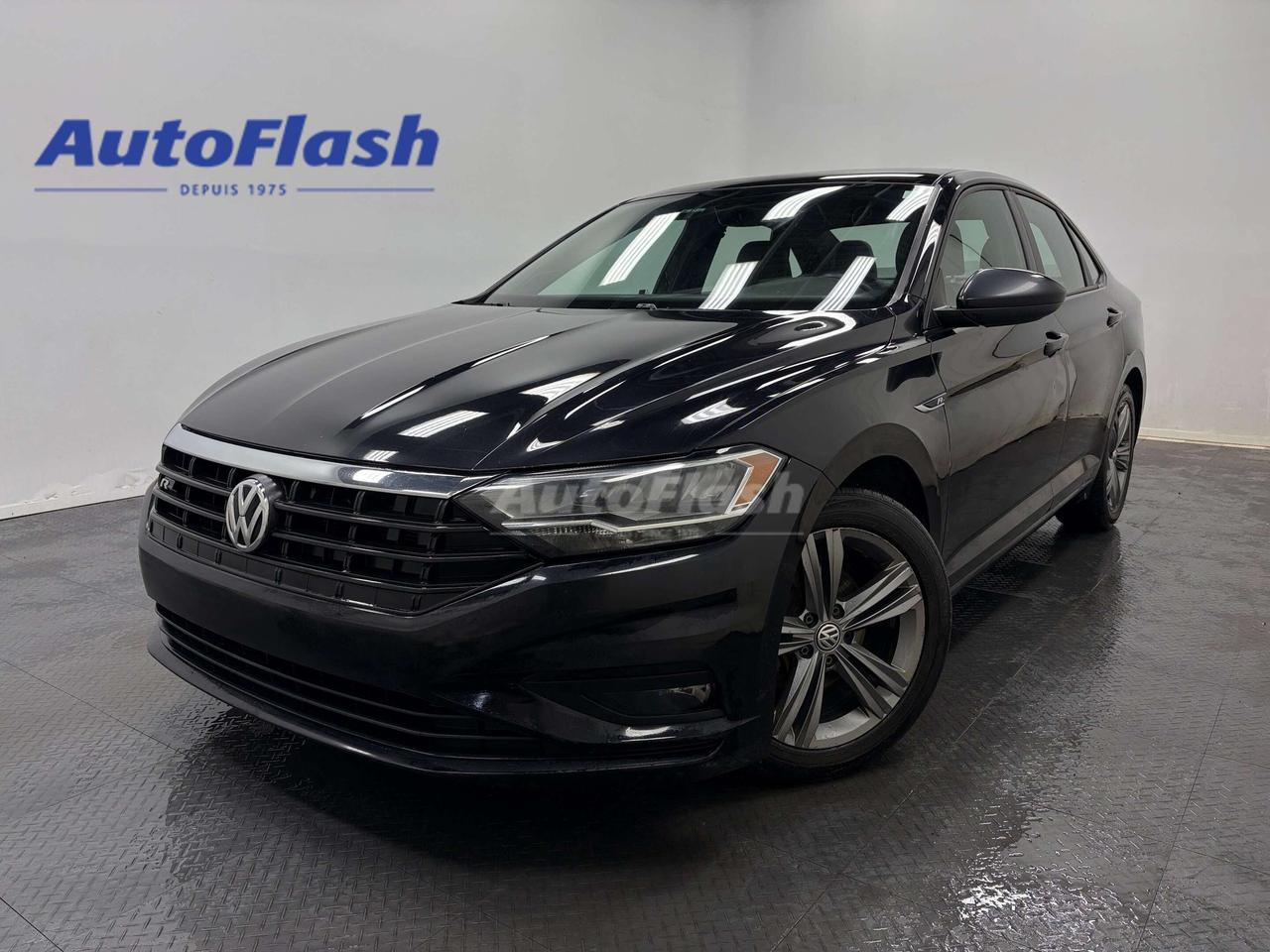 +Bluetooth 
+Toit ouvrant/ Sunroof
+Cuir / Leather
+Cam&eacute;ra de recul / Backup camera 
+Commandes de radio au volant / Steering wheel audio controls  
+R&eacute;gulateur de vitesse / Cruise control 
+Si&egrave;ges chauffants / Heated seats 
+Un propri&eacute;taire / 1 Owner
+V&eacute;rifi&eacute; par Carfax / Carfax verified
+Ce v&eacute;hicule a &eacute;t&eacute; achet&eacute; dun particulier / This vehicle was bought from a private seller
+Kilom&eacute;trage certifi&eacute; / Certified kilometers
+Historique dentretien / Maintenance history

Visitez notre page Google pour voir tous les commentaires positifs que nos clients nous laissent.
 
Financement rapide et facile, 1ere, 2e et 3e chances au cr&eacute;dit, approbation en 30 minutes, taux dacceptation tr&egrave;s &eacute;lev&eacute;. 

Essayez notre demande de cr&eacute;dit s&eacute;curis&eacute; en ligne, sans obligation! 

Nous sommes les sp&eacute;cialistes des autos, fourgonnettes, VUS, 4x4, et les camions l&eacute;gers jusqu&agrave; une tonne. 

*Seulement le nettoyage de base du v&eacute;hicule, fait par un sous-traitant, est inclus. Pour un perfectionnement de lesth&eacute;tique int&eacute;rieur/ext&eacute;rieur, dont une d&eacute;contamination de la peinture, des retouches de peinture, faites par nos experts en esth&eacute;tique, une somme de 249$ sera ajout&eacute;e &agrave; votre facture. Aussi disponible, loption dimmatriculer la voiture sur place, qui vous permet d&eacute;pargner du temps et le co&ucirc;t de 25$ du transit temporaire.

*************

Since 1975 AutoFlash has offered the best price-quality and excellent service. 

Visit our Google page to read all the nice things our clients have to say about us.

We have financing for all credit situations. 1st 2nd 3rd chance credit with an excellent approval rate!

Try our secured online credit application any time, with no obligation! 

We specialize in all brands, makes and models. Whether you need a car, truck, SUV or minivan, we can help you.

And if we dont have it, well find it for you!

*Only the basic cleaning of the vehicle, done by a subcontractor, is included in the advertised price. For a complete interior/exterior detailing, done by our esthetic specialists, which includes a complete paint decontamination and paint touch-ups if needed, an amount of 249$ will be added to your invoice. Also available, in-house licensing, which allows you to save the $25 for a temporary Transit.