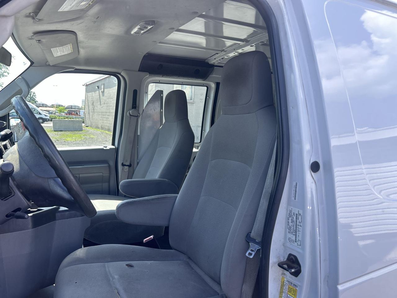 2013 Ford Econoline E250 CARGO | AM/FM PLAYER | TOW PACKAGE | CRUISE Photo