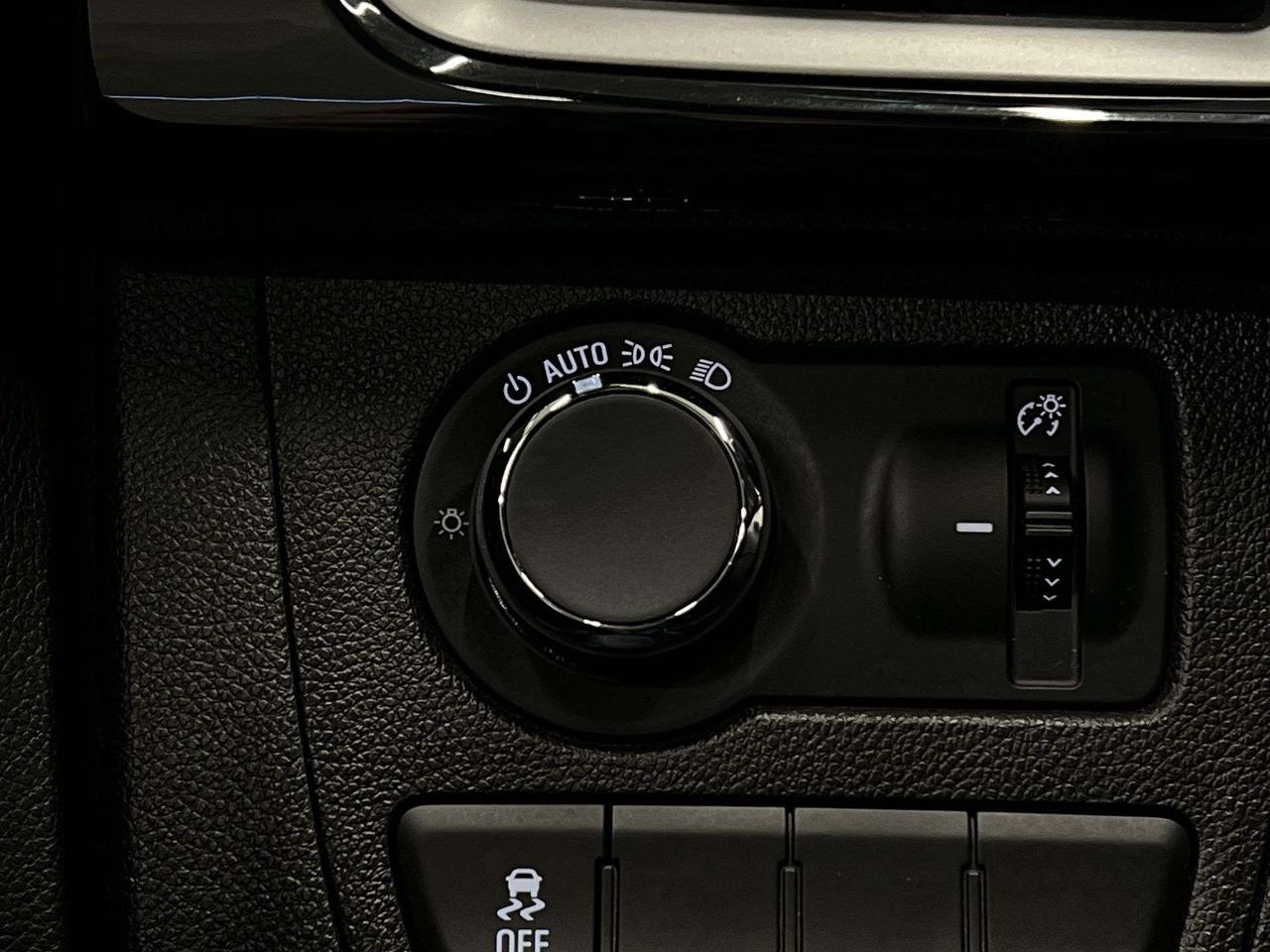 2021 Chevrolet Spark LT | CARPLAY | REAR CAM | AUTO | CRUISE |BLUETOOTH Photo