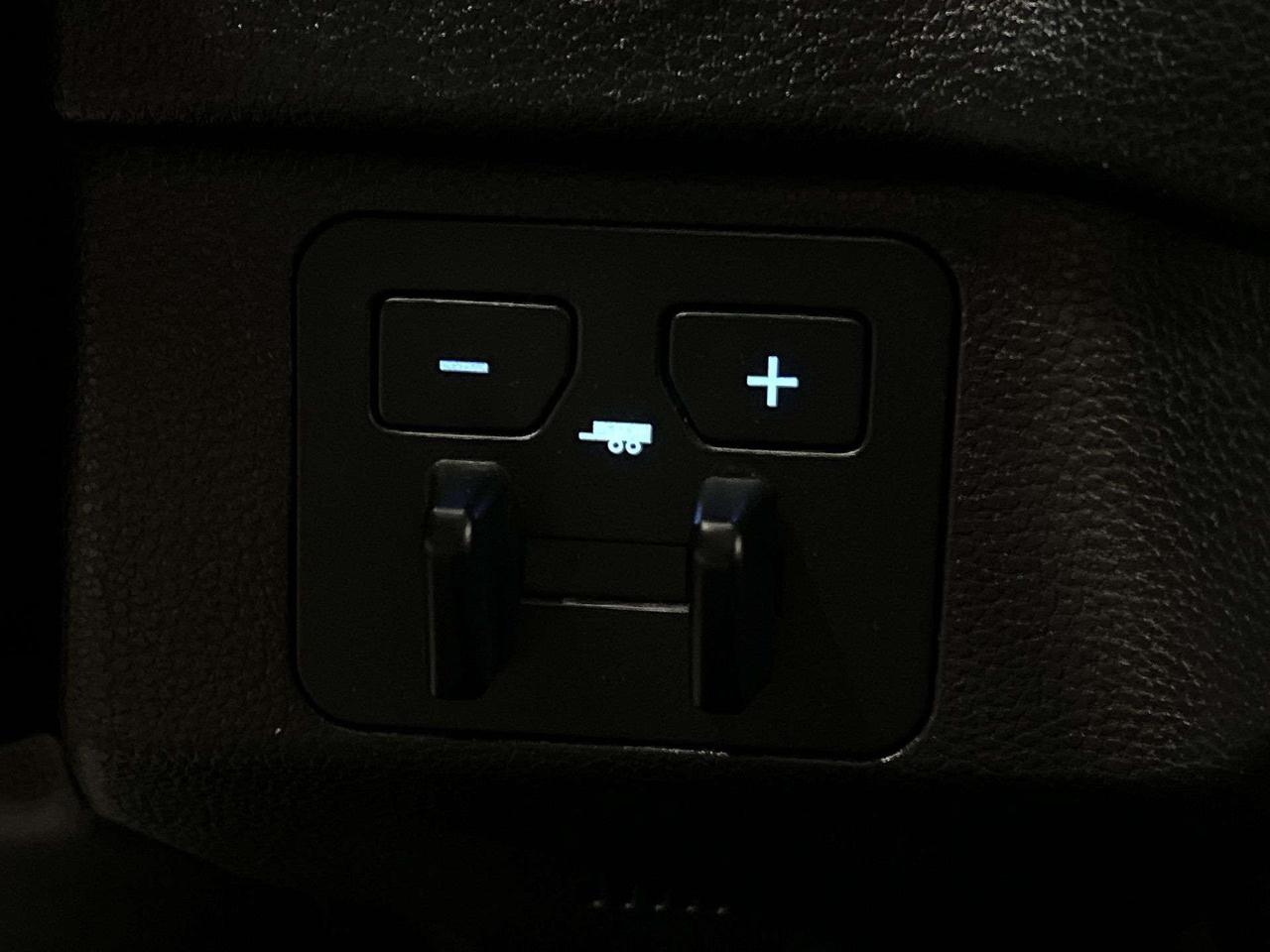 2024 Toyota Tundra TRD OFF-ROAD 4X4 |CREW | HTD SEATS | CARPLAY | A/C Photo