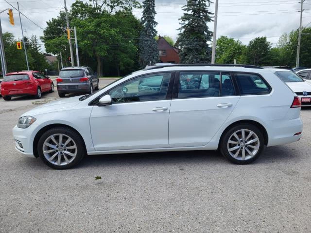 2019 Volkswagen Golf Sportwagen Highline 4motion Photo
