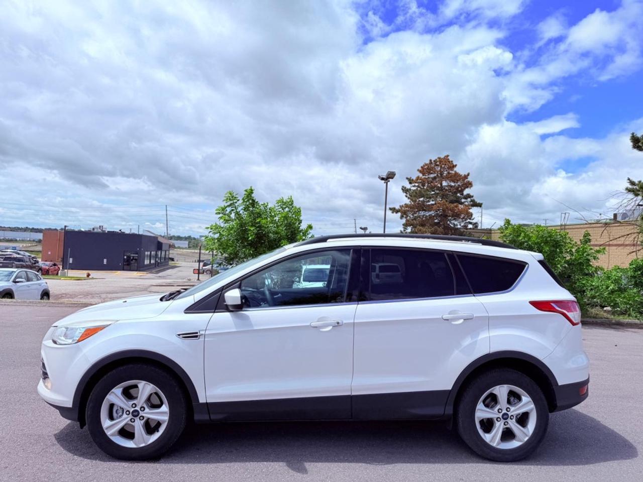 2014 Ford Escape SE 4dr SUV AWD (1.6L 4cyl Turbo 6A) Photo4