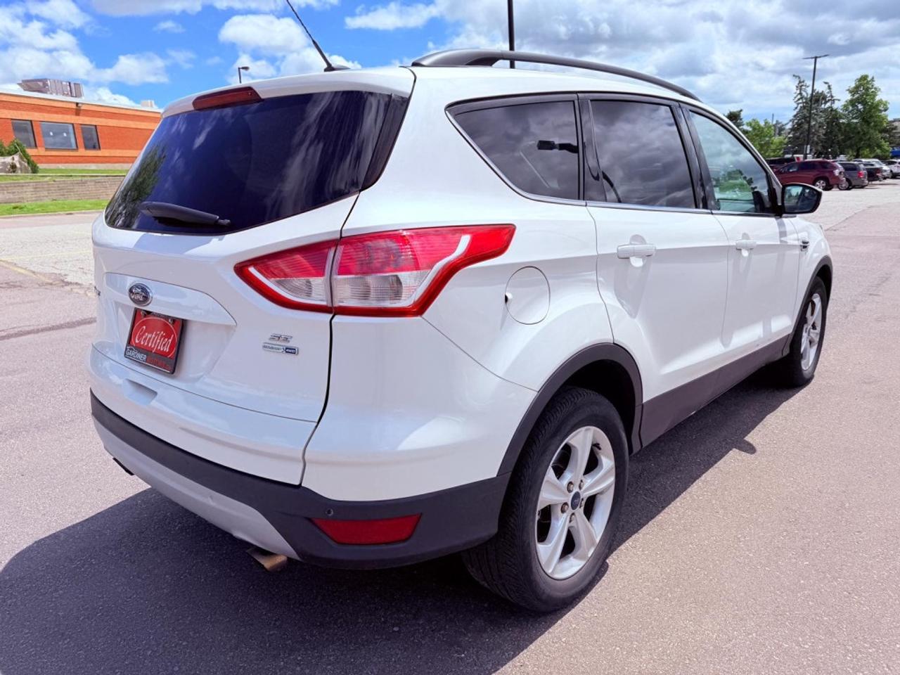 2014 Ford Escape SE 4dr SUV AWD (1.6L 4cyl Turbo 6A) Photo