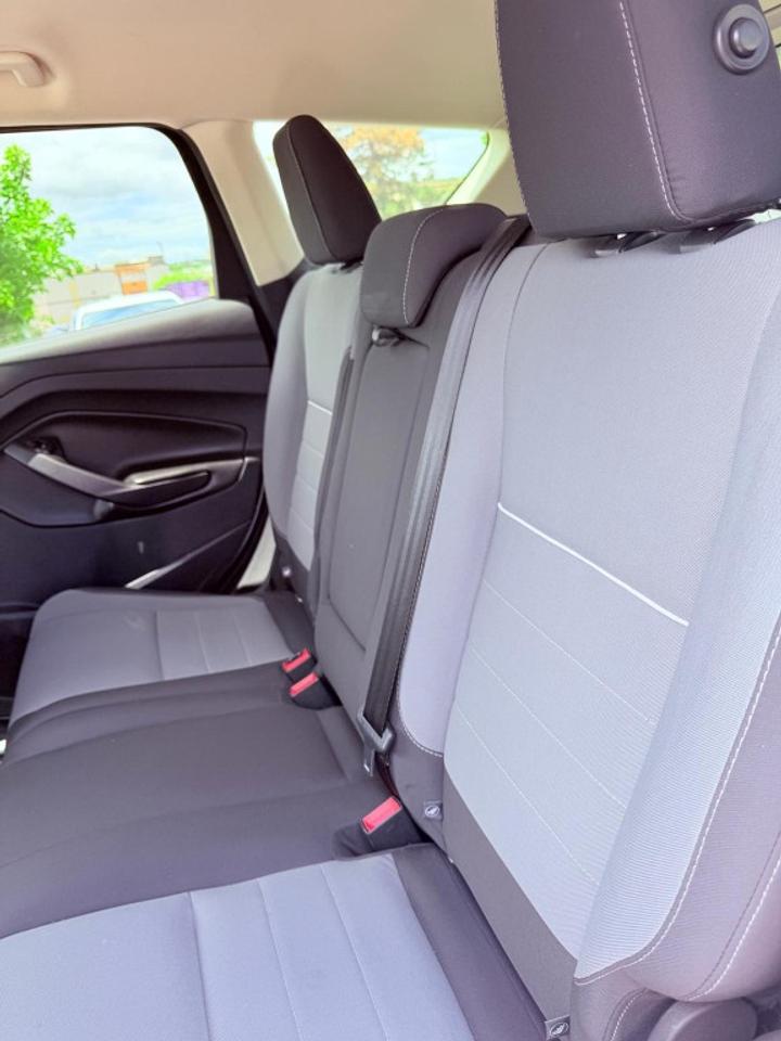 2014 Ford Escape SE 4dr SUV AWD (1.6L 4cyl Turbo 6A) Photo