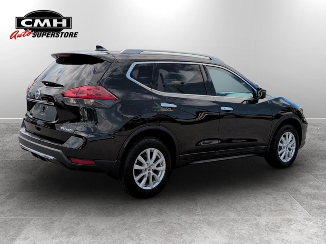 2018 Nissan Rogue SV  **LOW KMS - CLEAN CARFAX** Photo4