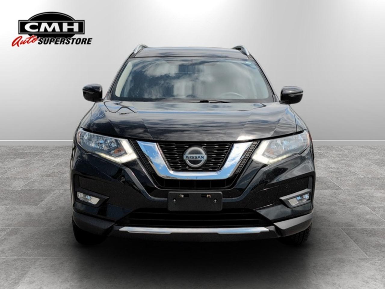 2018 Nissan Rogue SV  **LOW KMS - CLEAN CARFAX** Photo