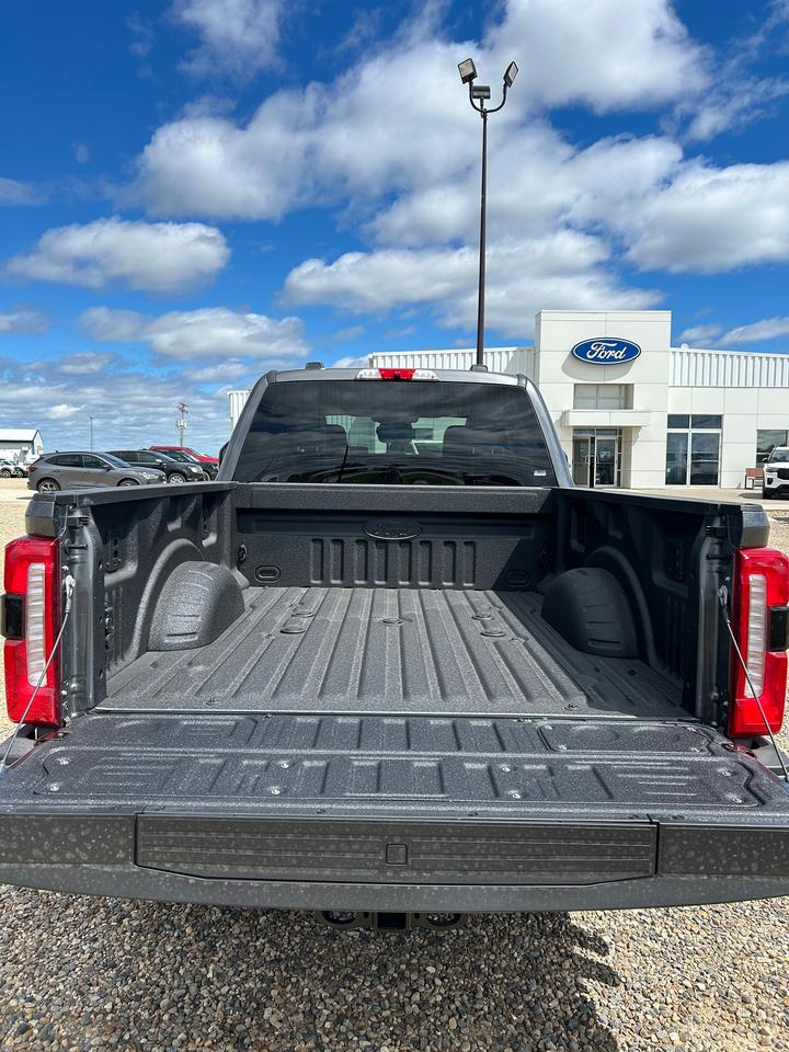 2026 Ford F-250 Super Duty SRW XLT 4WD Crew Cab 6.75' Box 603A Photo5
