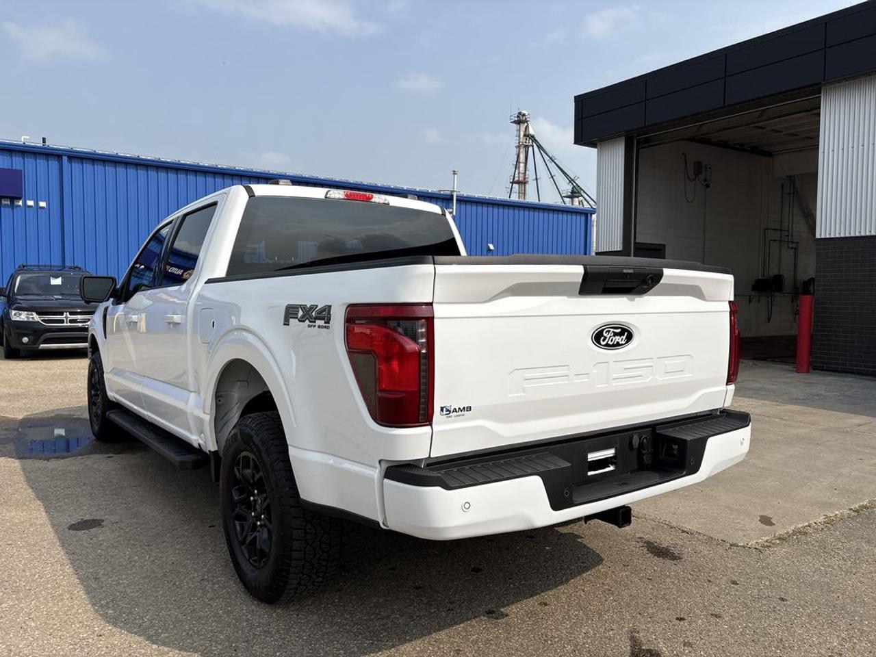 2024 Ford F-150 XLT Photo4