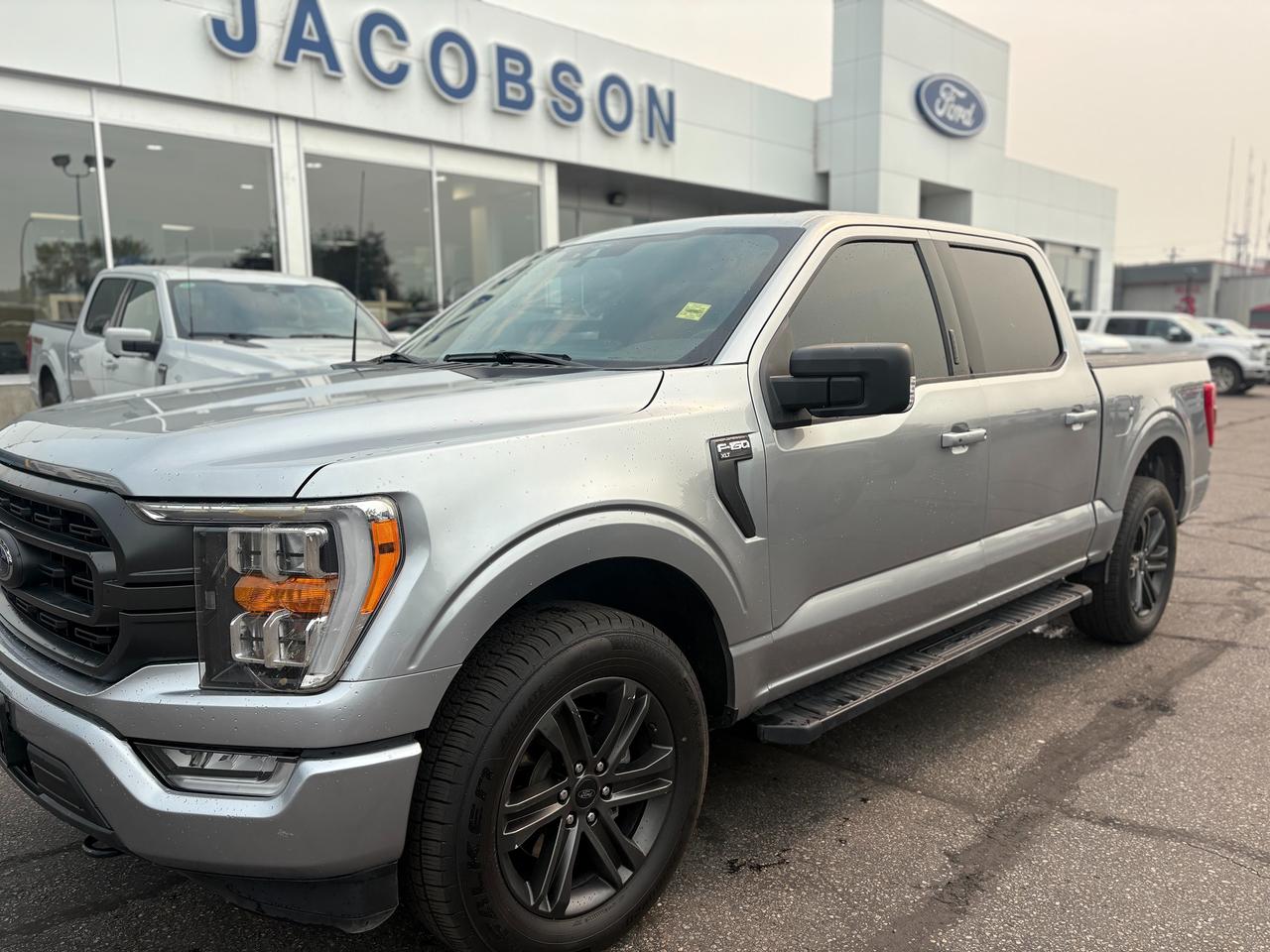 2022 Ford F-150 XLT Photo0
