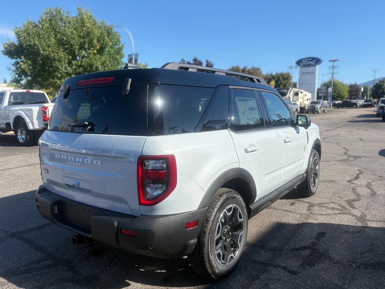 2026 Ford Bronco Sport Outer Banks Photo4