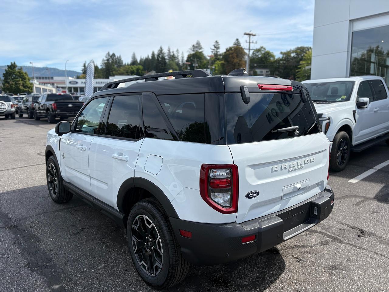 2026 Ford Bronco Sport Outer Banks Photo2