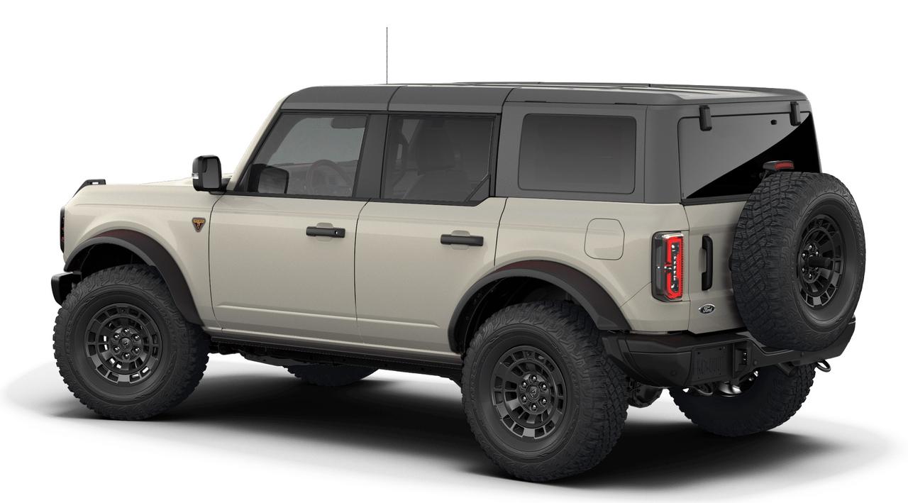 2026 Ford Bronco Badlands 4 DOOR Photo1