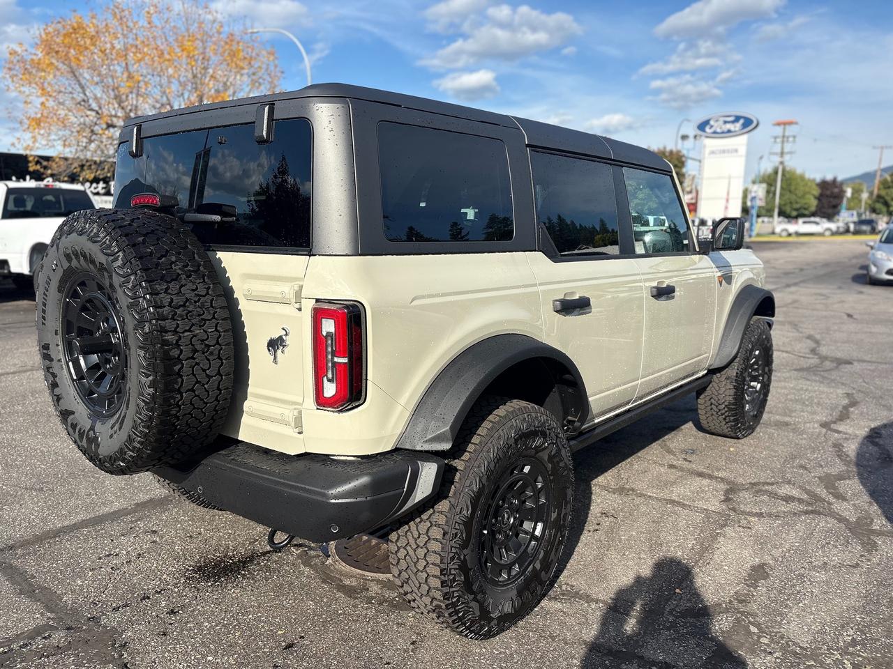 2026 Ford Bronco Badlands Photo4