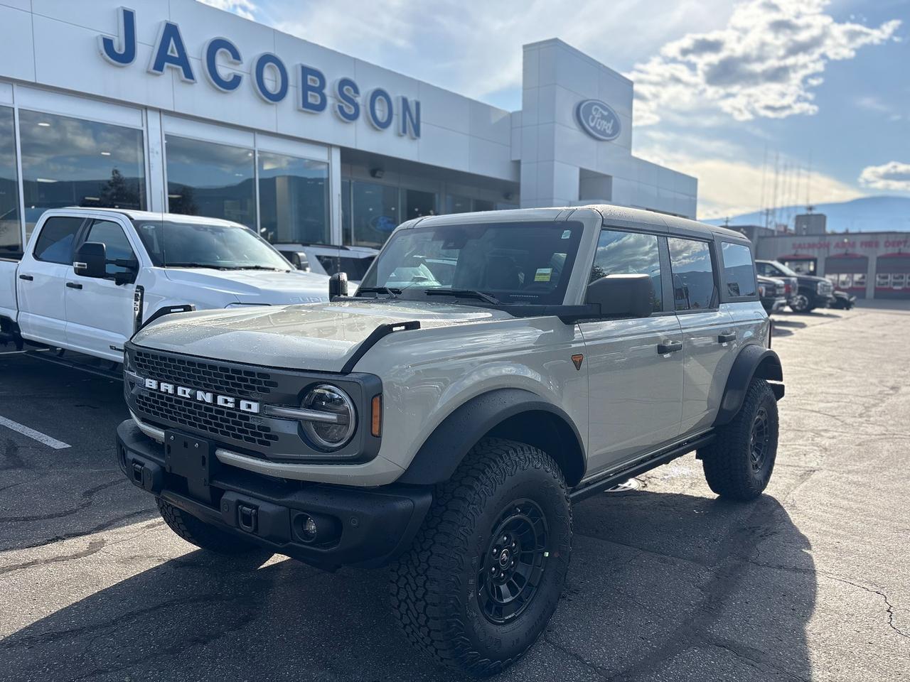 2026 Ford Bronco Badlands Photo0