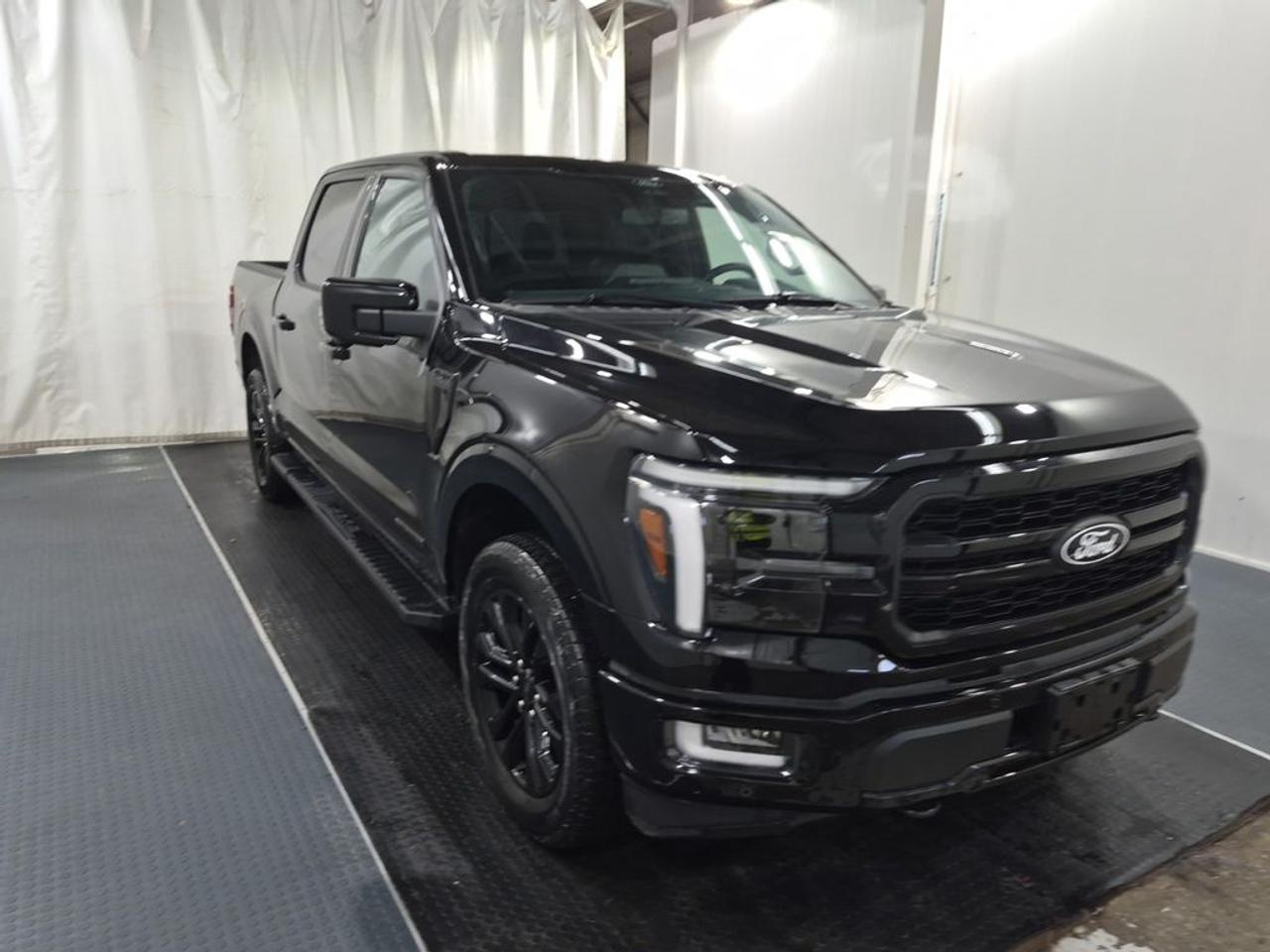 2024 Ford F-150 Lariat Photo1