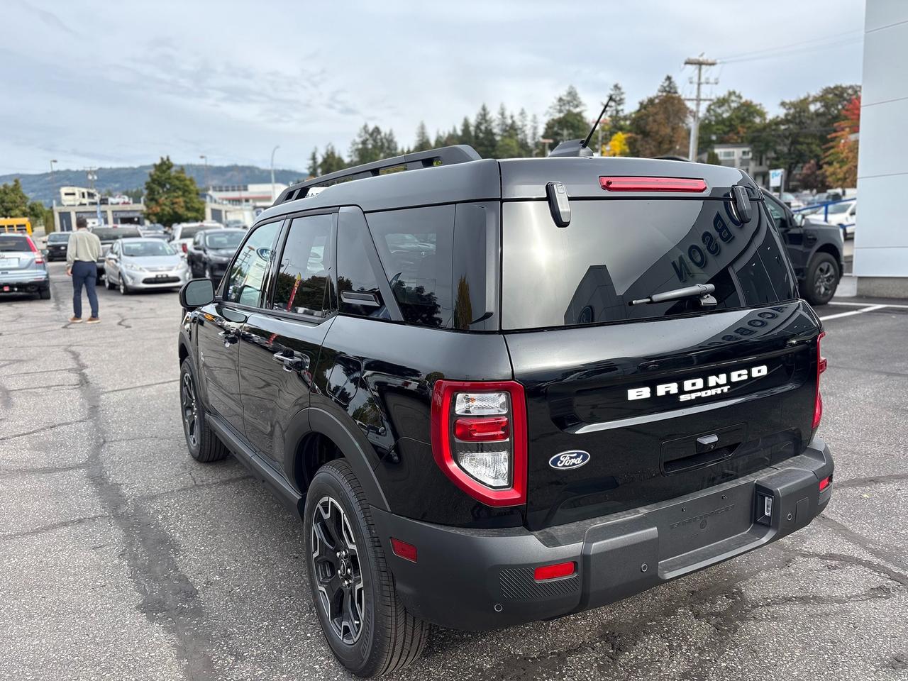 2026 Ford Bronco Sport Outer Banks Photo2