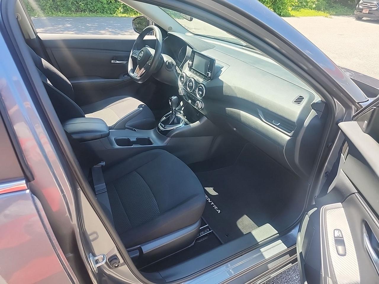 2021 Nissan Sentra 6SPD-DRIVE ASSIST-APPLE CARPLAY-ANDROID AUTO Photo