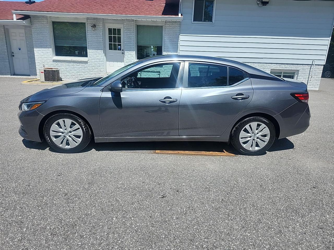 2021 Nissan Sentra 6SPD-DRIVE ASSIST-APPLE CARPLAY-ANDROID AUTO Photo1