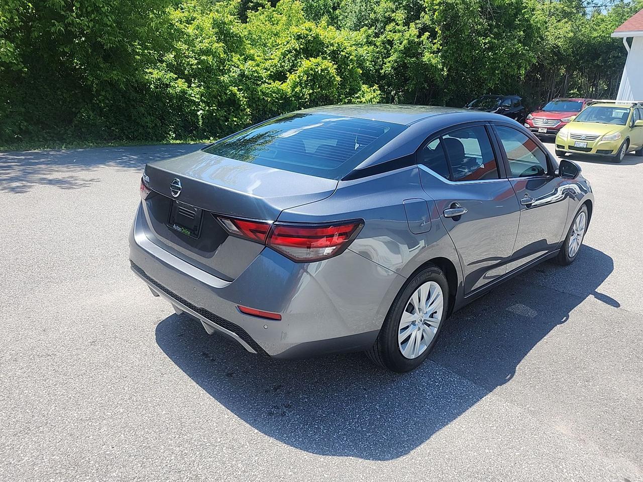 2021 Nissan Sentra 6SPD-DRIVE ASSIST-APPLE CARPLAY-ANDROID AUTO Photo4