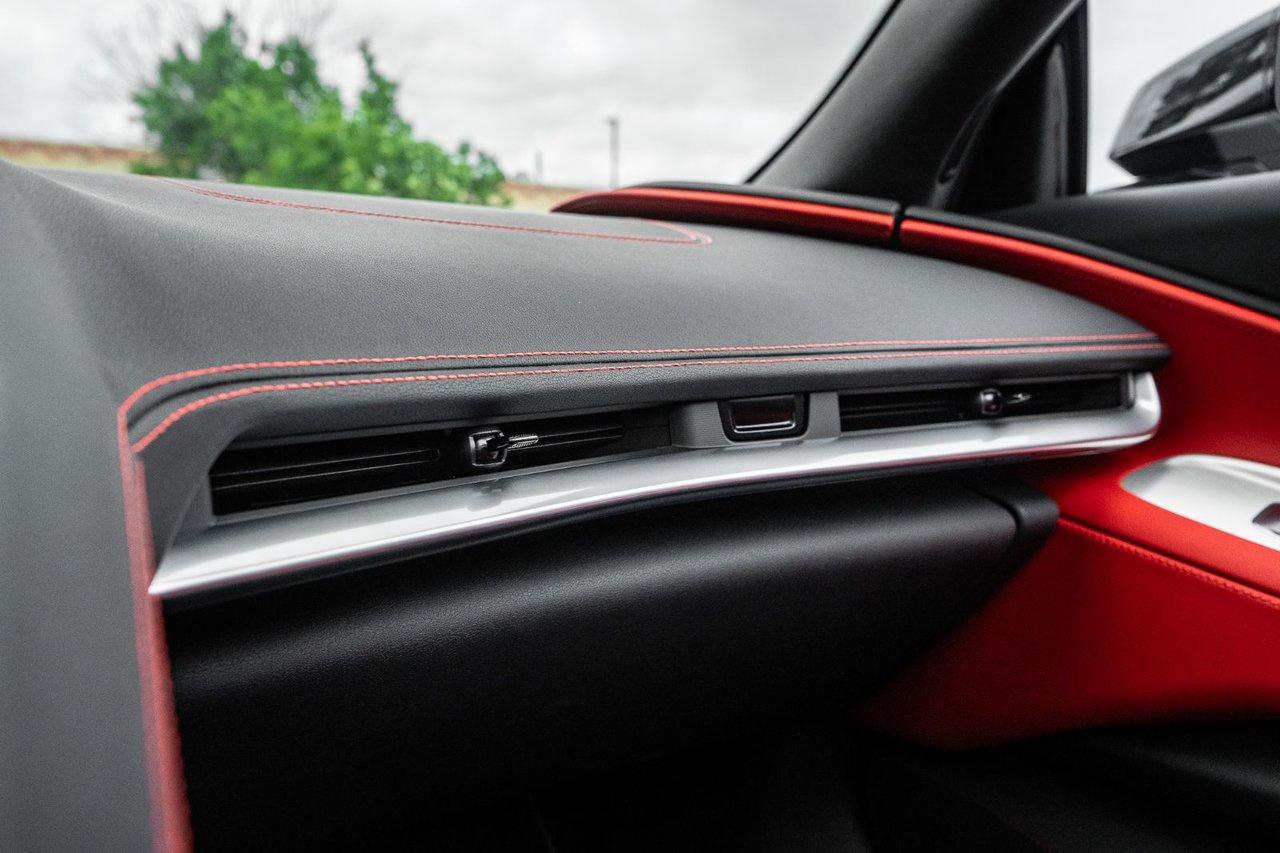 2025 Chevrolet Corvette STINGRAY 2LT CONVERTIBLE Photo