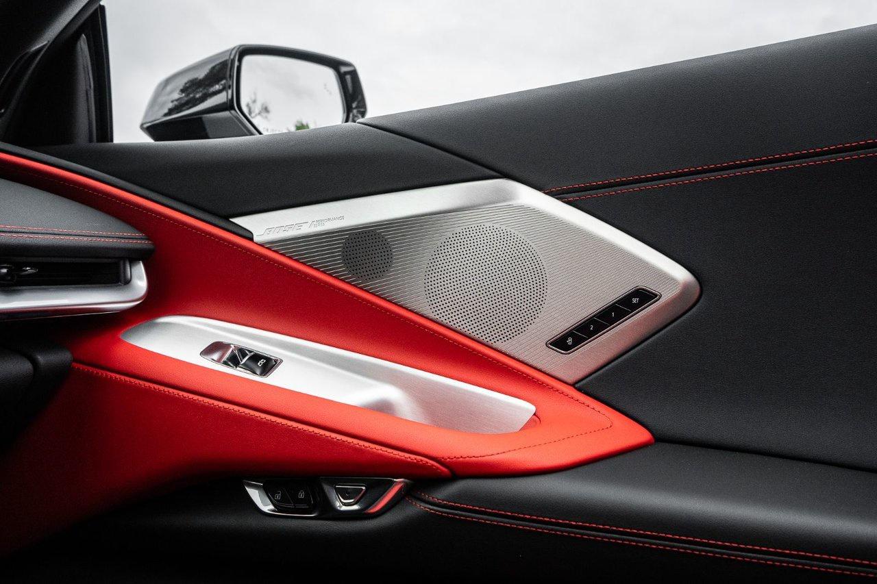 2025 Chevrolet Corvette STINGRAY 2LT CONVERTIBLE Photo
