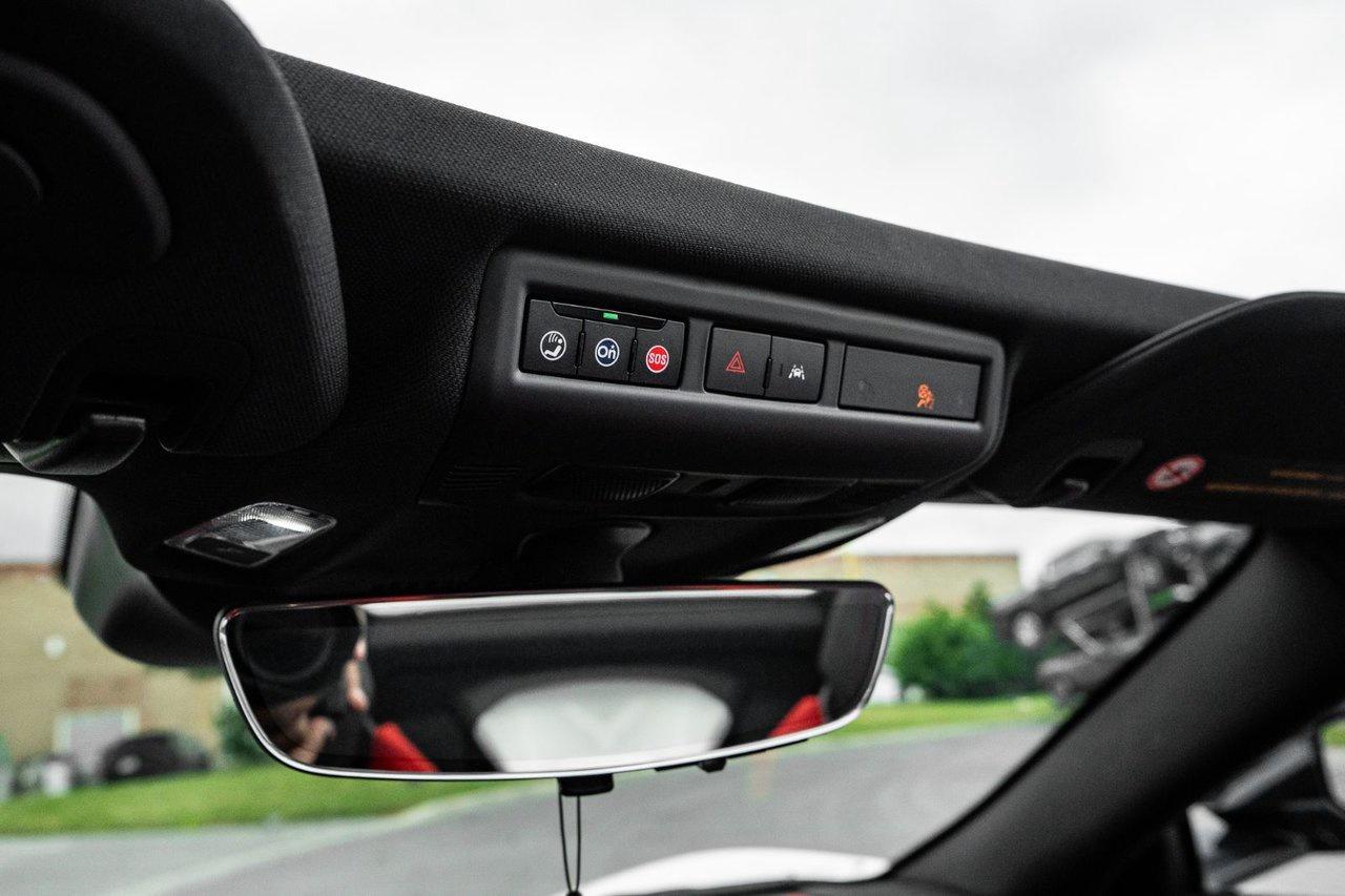2025 Chevrolet Corvette STINGRAY 2LT CONVERTIBLE Photo