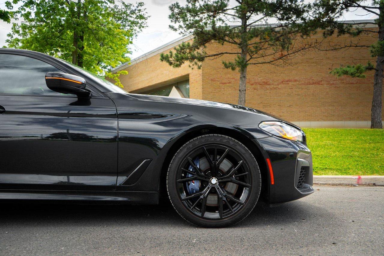 2022 BMW 5 Series 540i xDrive Photo