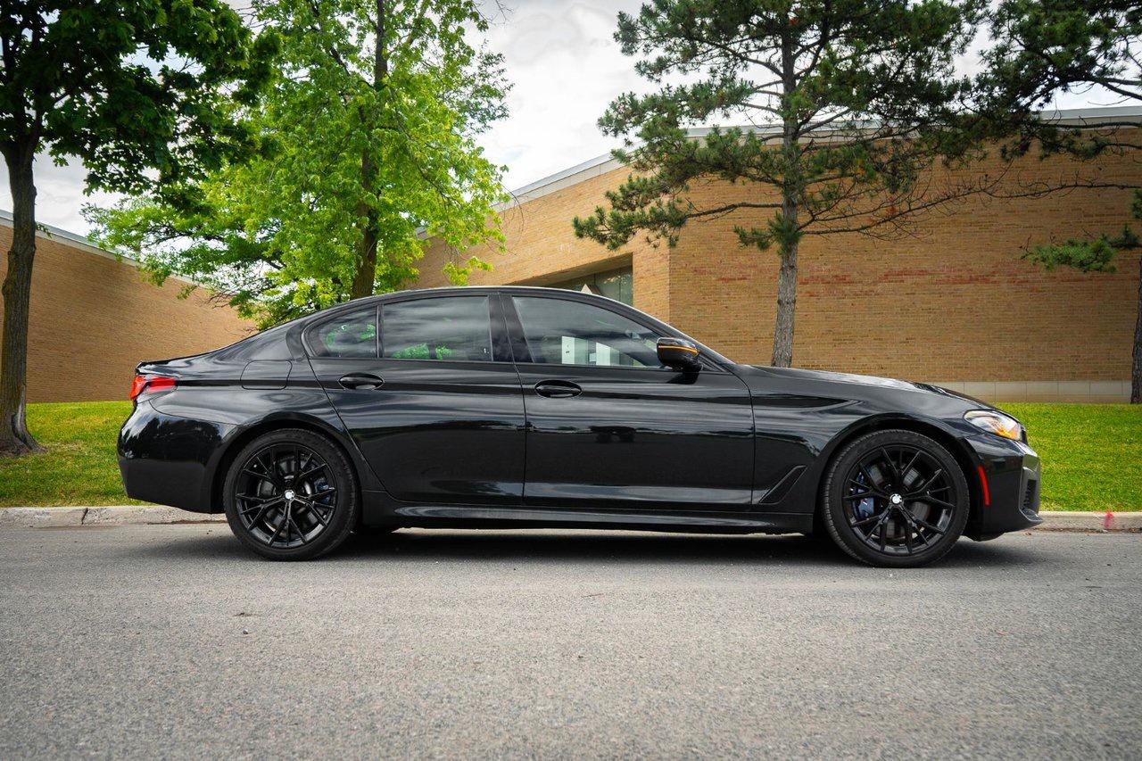 2022 BMW 5 Series 540i xDrive Photo