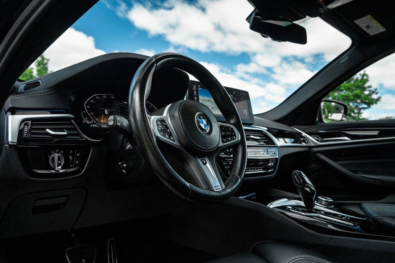 2022 BMW 5 Series 540i xDrive Photo