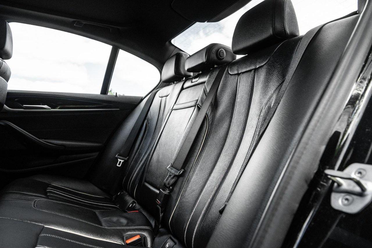 2022 BMW 5 Series 540i xDrive Photo