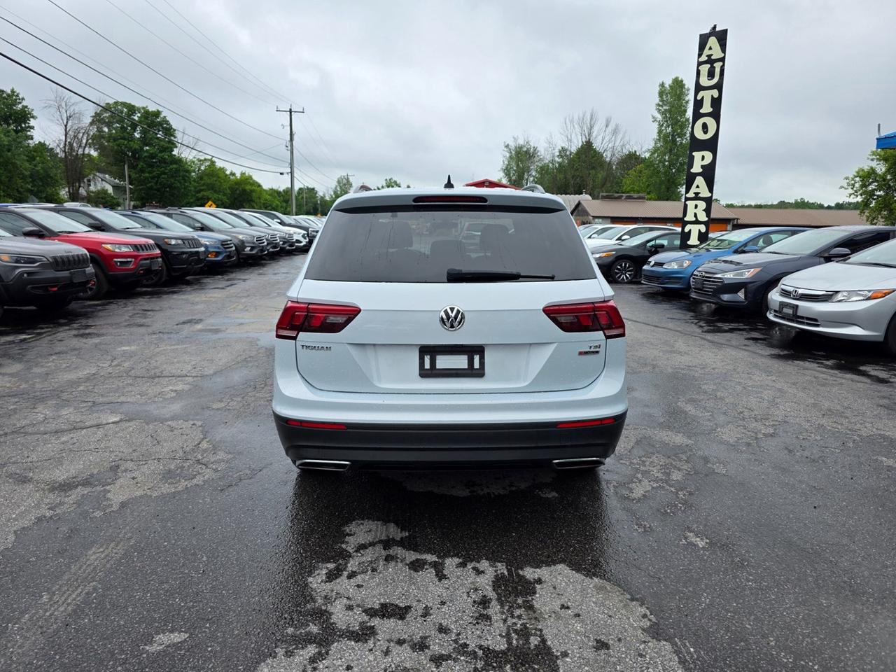 2018 Volkswagen Tiguan SE Photo