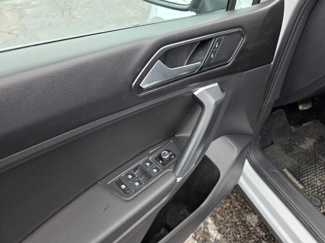 2018 Volkswagen Tiguan SE Photo