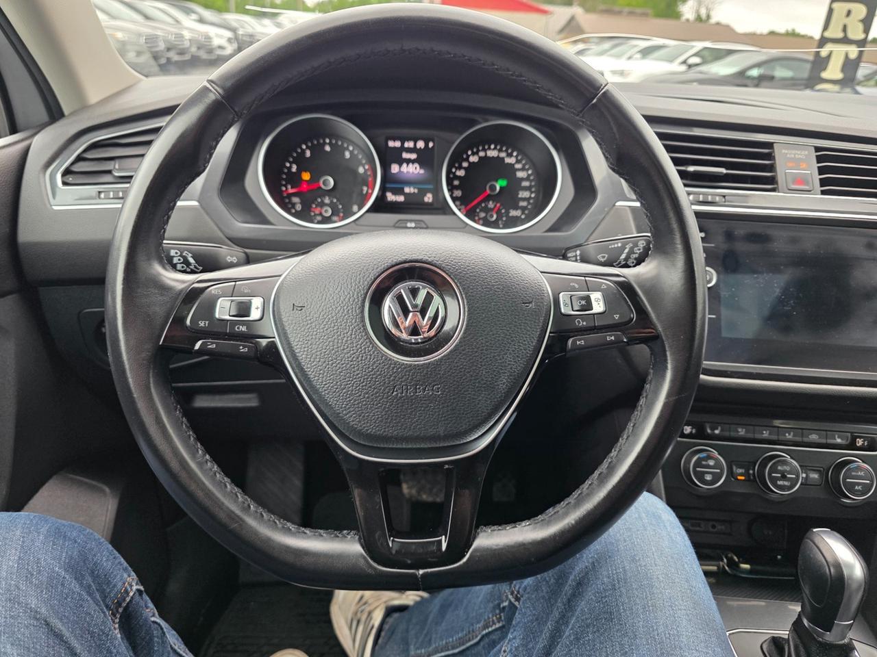 2018 Volkswagen Tiguan SE Photo