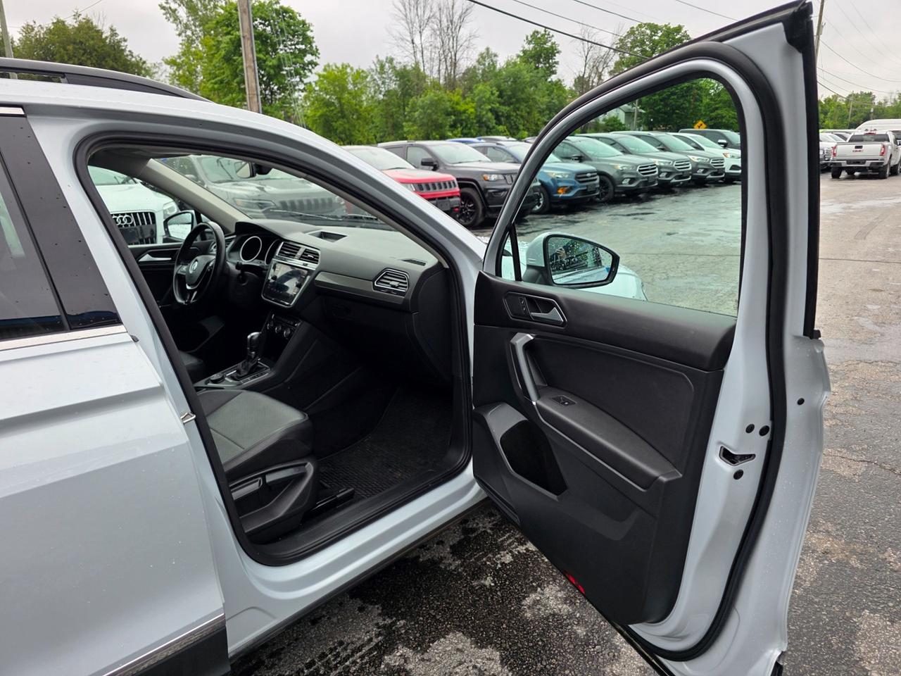 2018 Volkswagen Tiguan SE Photo