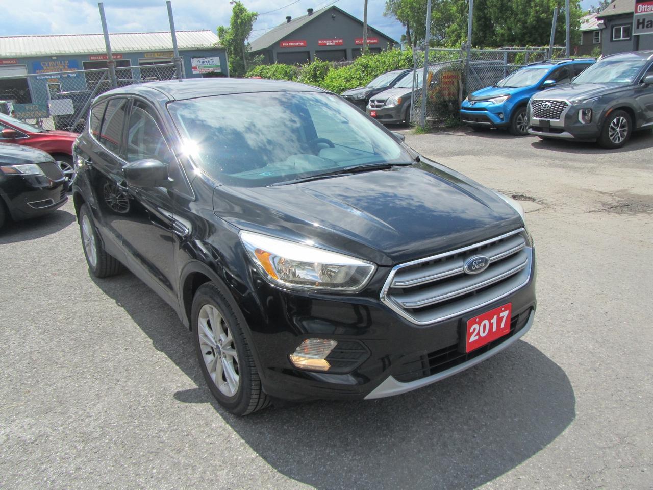 2017 Ford Escape SE FWD Photo