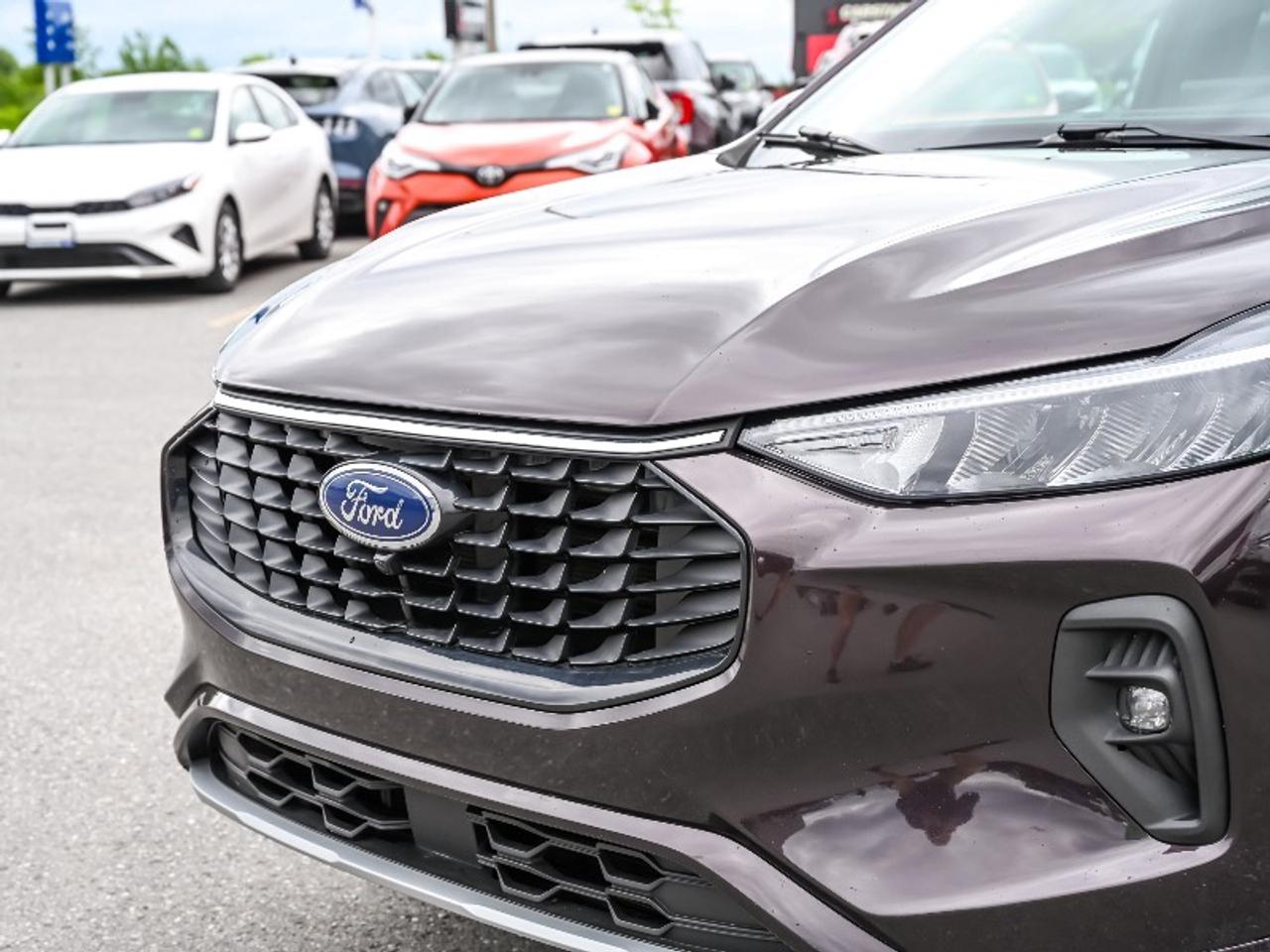2023 Ford Escape ST-Line Select Photo