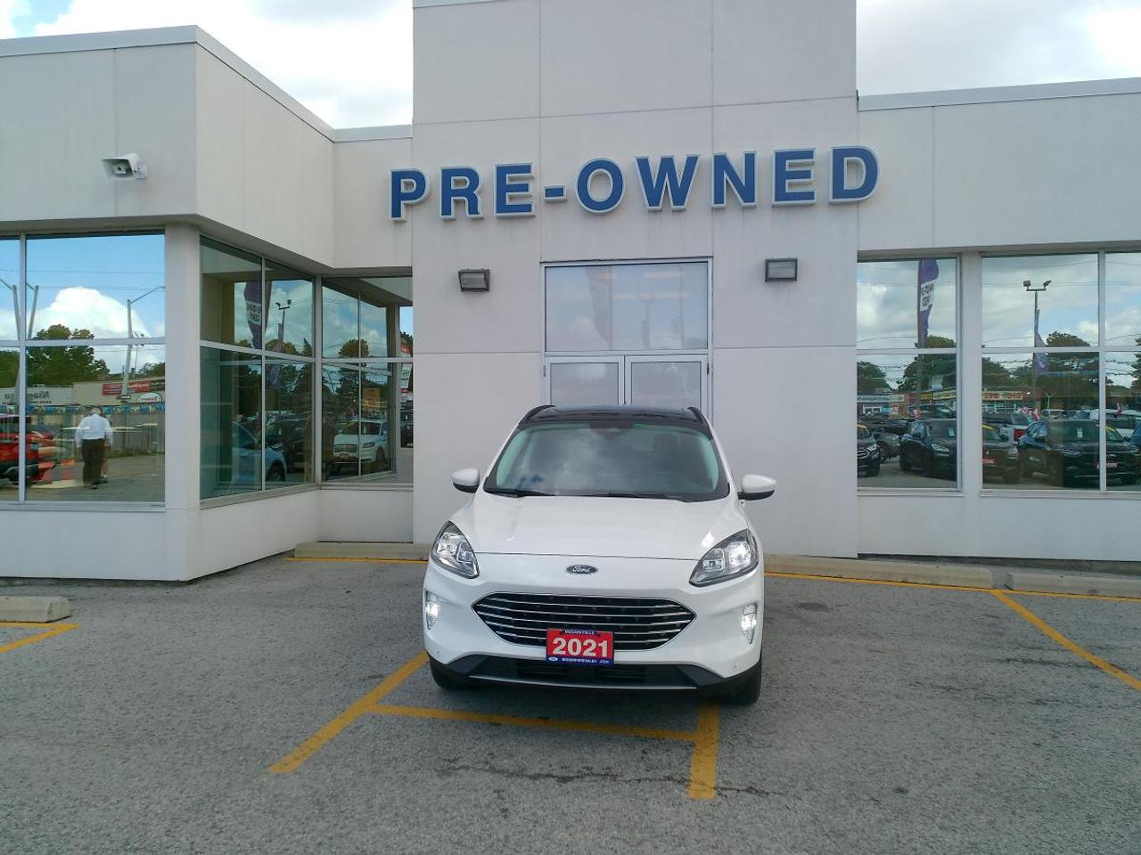 2021 Ford Escape Titanium AWD Photo