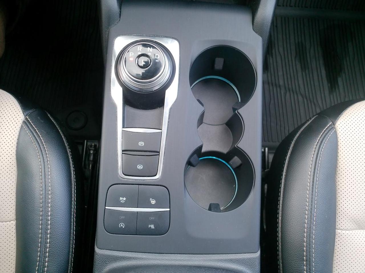 2021 Ford Escape Titanium AWD Photo