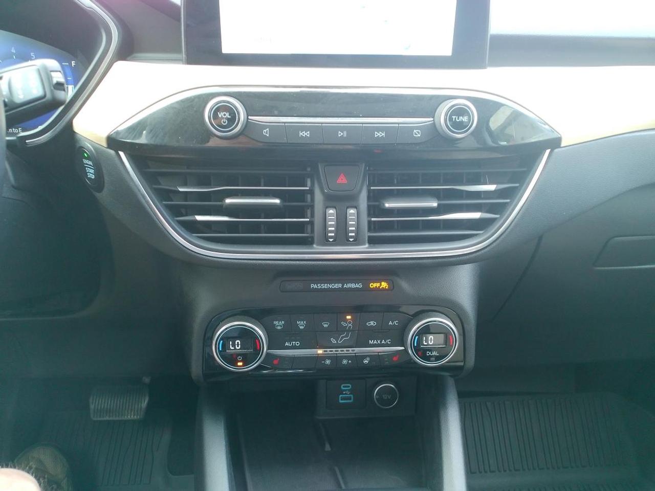 2021 Ford Escape Titanium AWD Photo