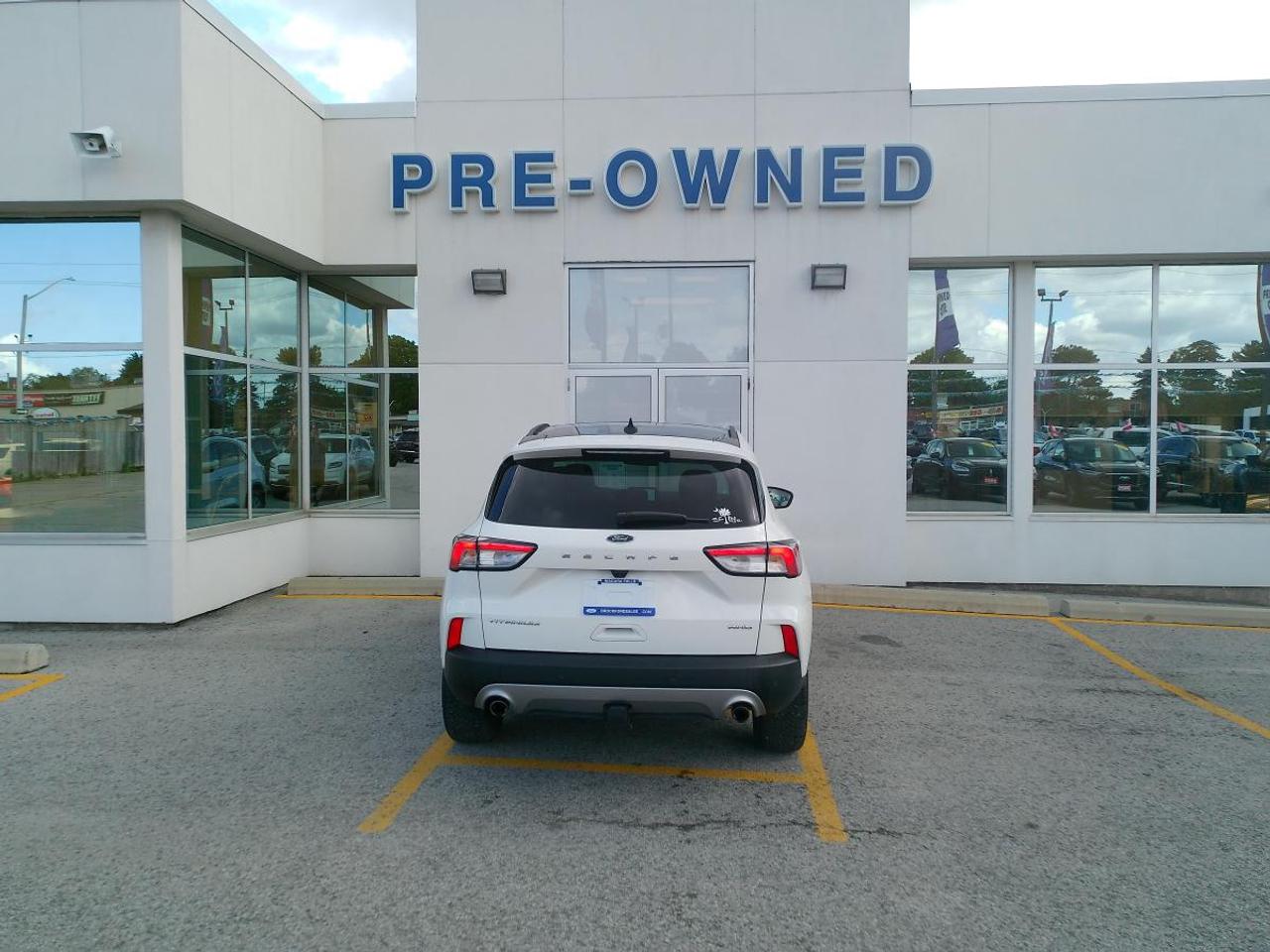 2021 Ford Escape Titanium AWD Photo