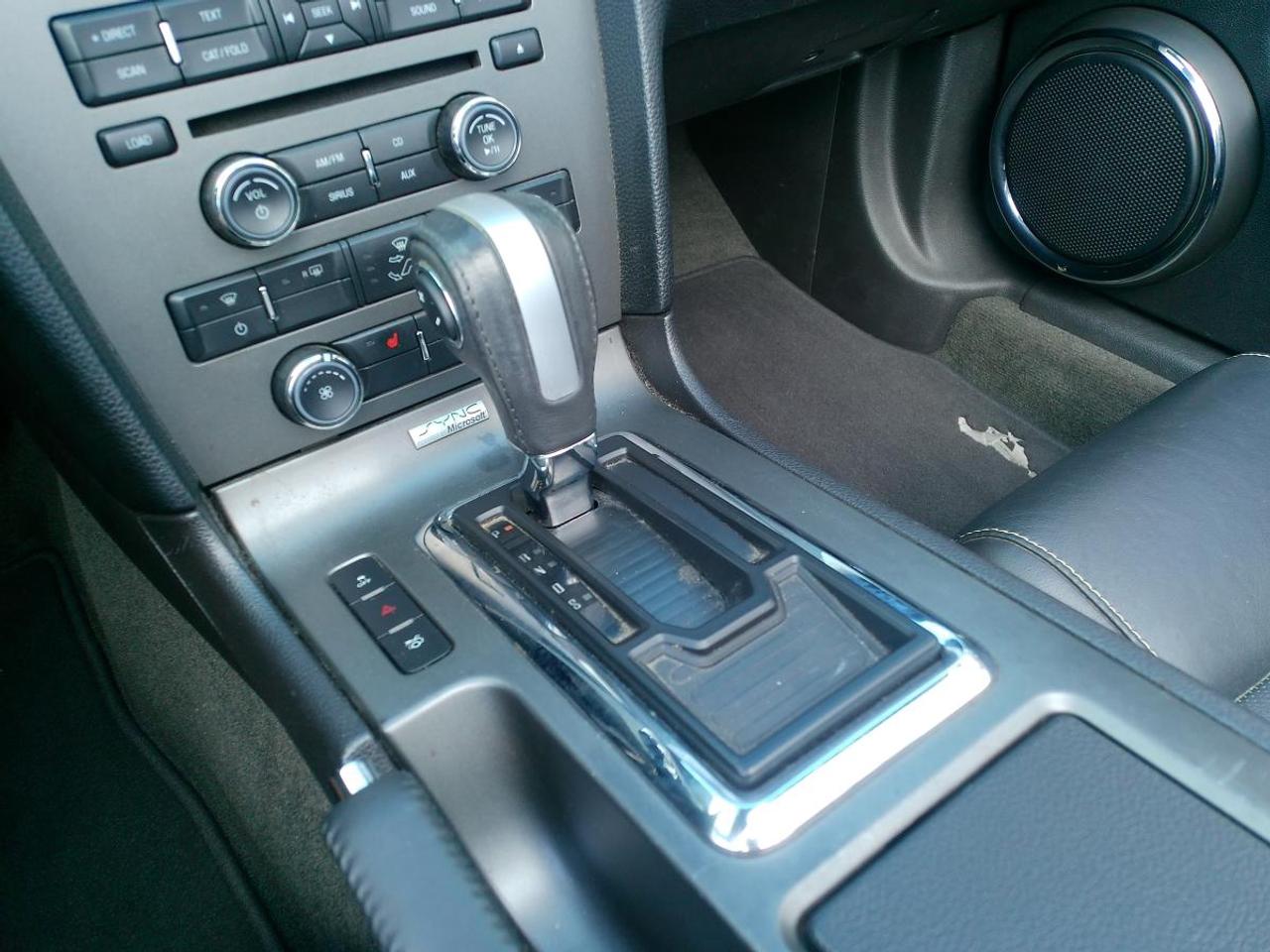 2014 Ford Mustang 2DR CONV V6 PREMIUM Photo