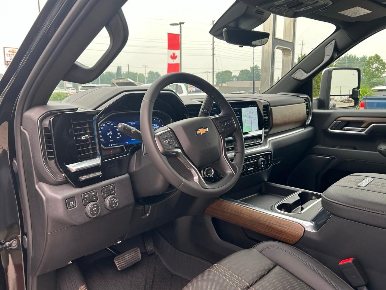 2026 Chevrolet Silverado 3500HD 4WD Crew Cab Long Box High Country Photo