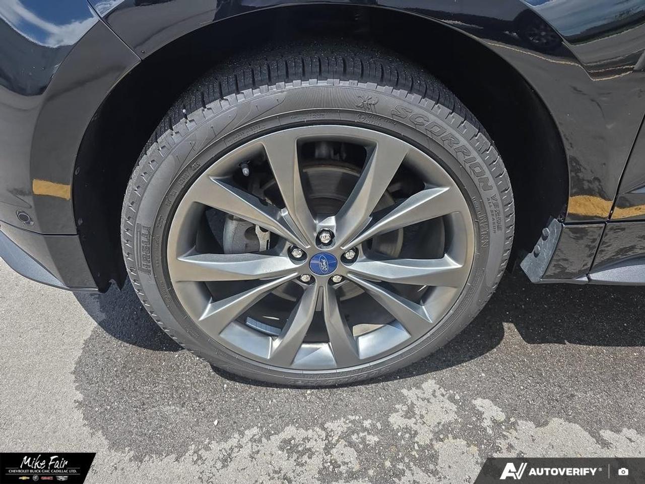 2018 Ford Edge SPORT AWD Photo