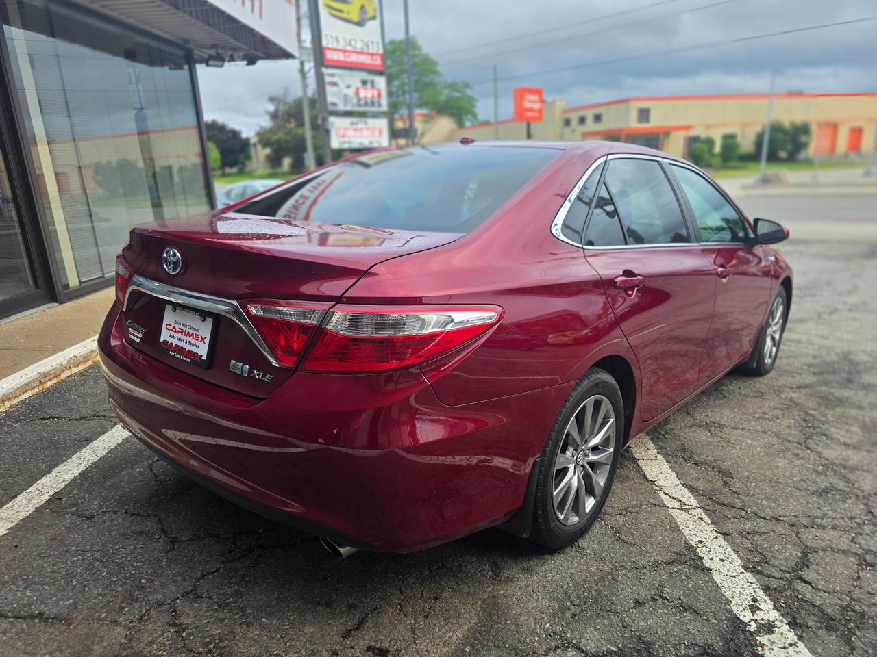 2015 Toyota Camry HYBRID XLE HYBRID | Accident Free | Leather | Sunroof | JBL | NAVI Photo