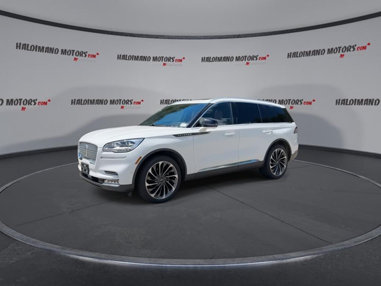 2023 Lincoln Aviator Reserve AWD | No Accidents | 360 Camera | Ventilated Seats Photo
