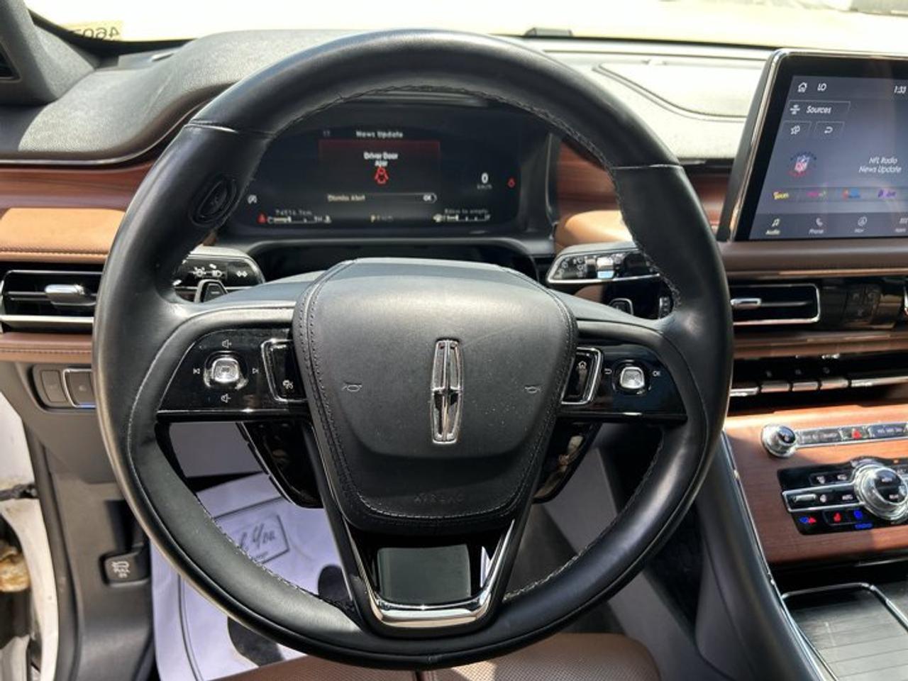 2023 Lincoln Aviator Reserve AWD | No Accidents | 360 Camera | Ventilated Seats Photo