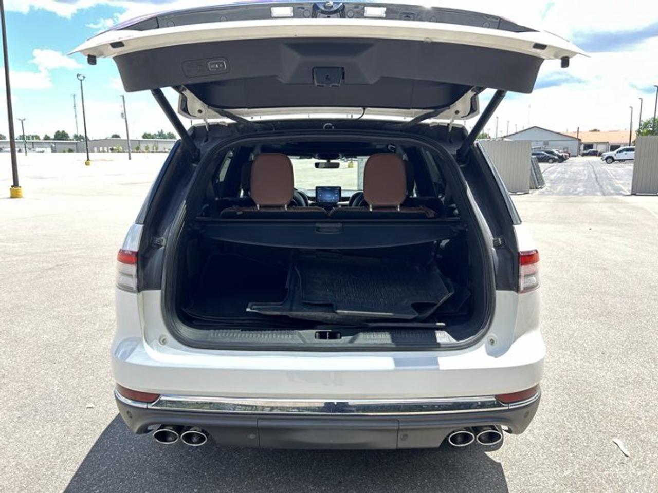 2023 Lincoln Aviator Reserve AWD | No Accidents | 360 Camera | Ventilated Seats Photo