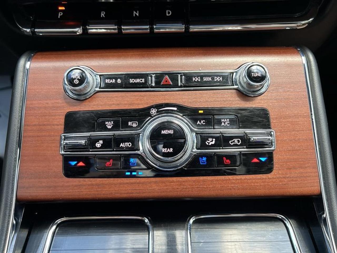 2023 Lincoln Aviator Reserve AWD | No Accidents | 360 Camera | Ventilated Seats Photo